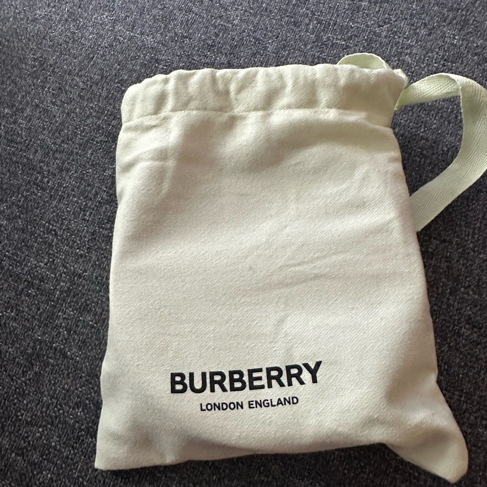 Burberry Thin Reversible Belt - image 7